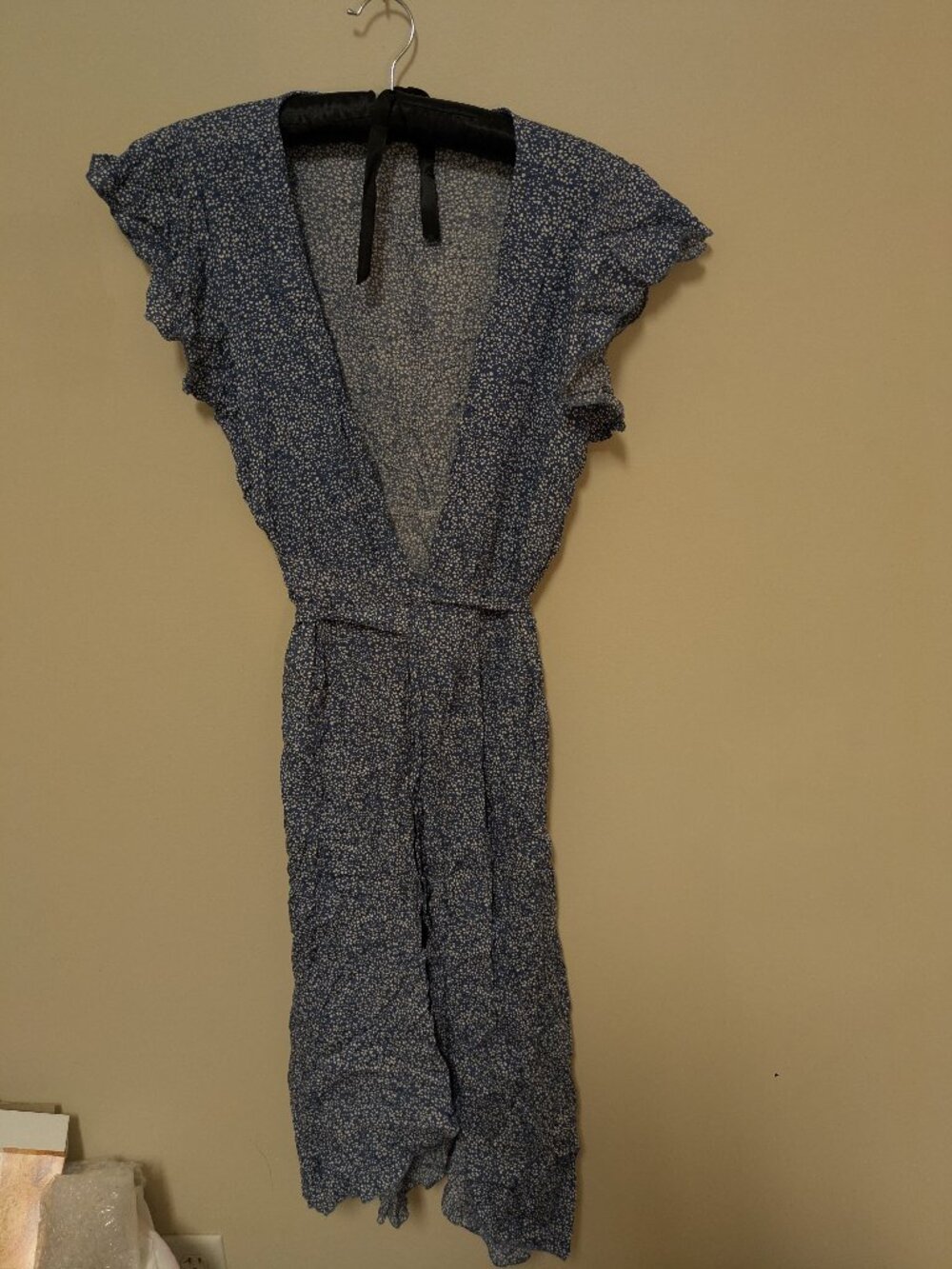 women's blue floral wrap around dress size large